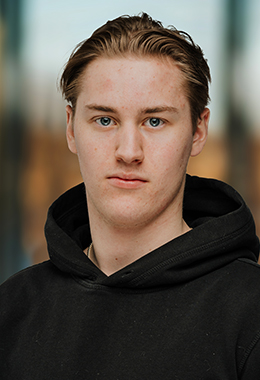Anton_webb